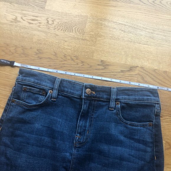 J. Crew Dark Denim Skirt Raw Hem Asymmetrical Size 6 - Picture 6 of 7